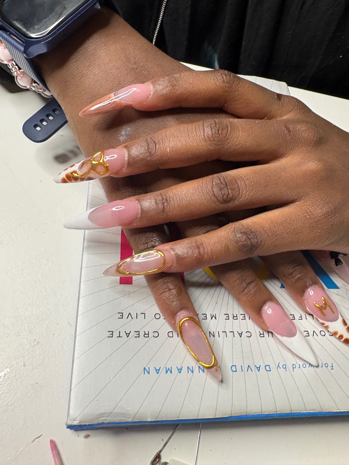 Stiletto Art & Gold